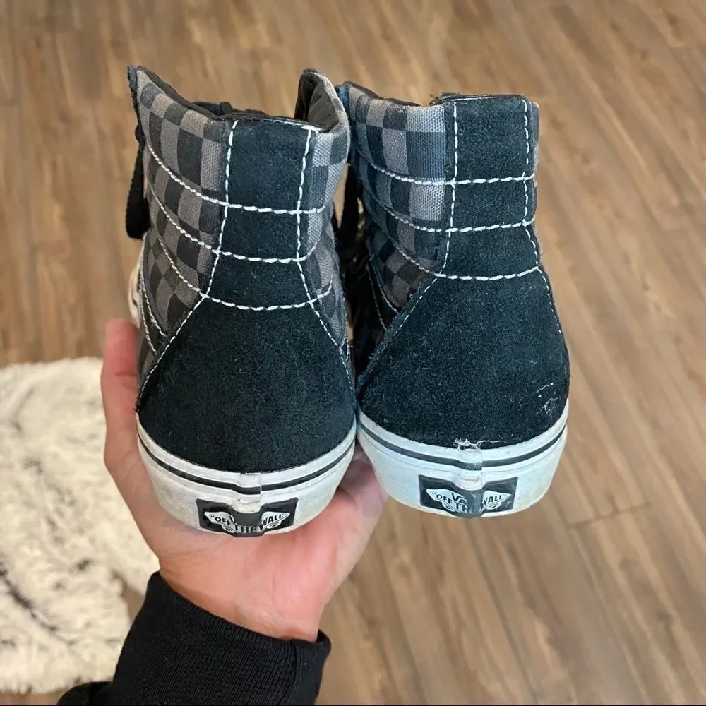 VANS - U SK8-HI SHOES IN BLACK/PEWTER 3.5